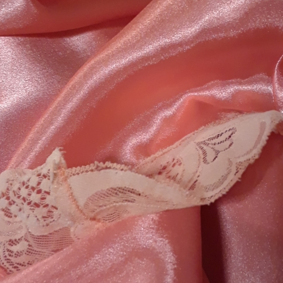 Vintage Victoria's Secret slip gown - Picture 7 of 7